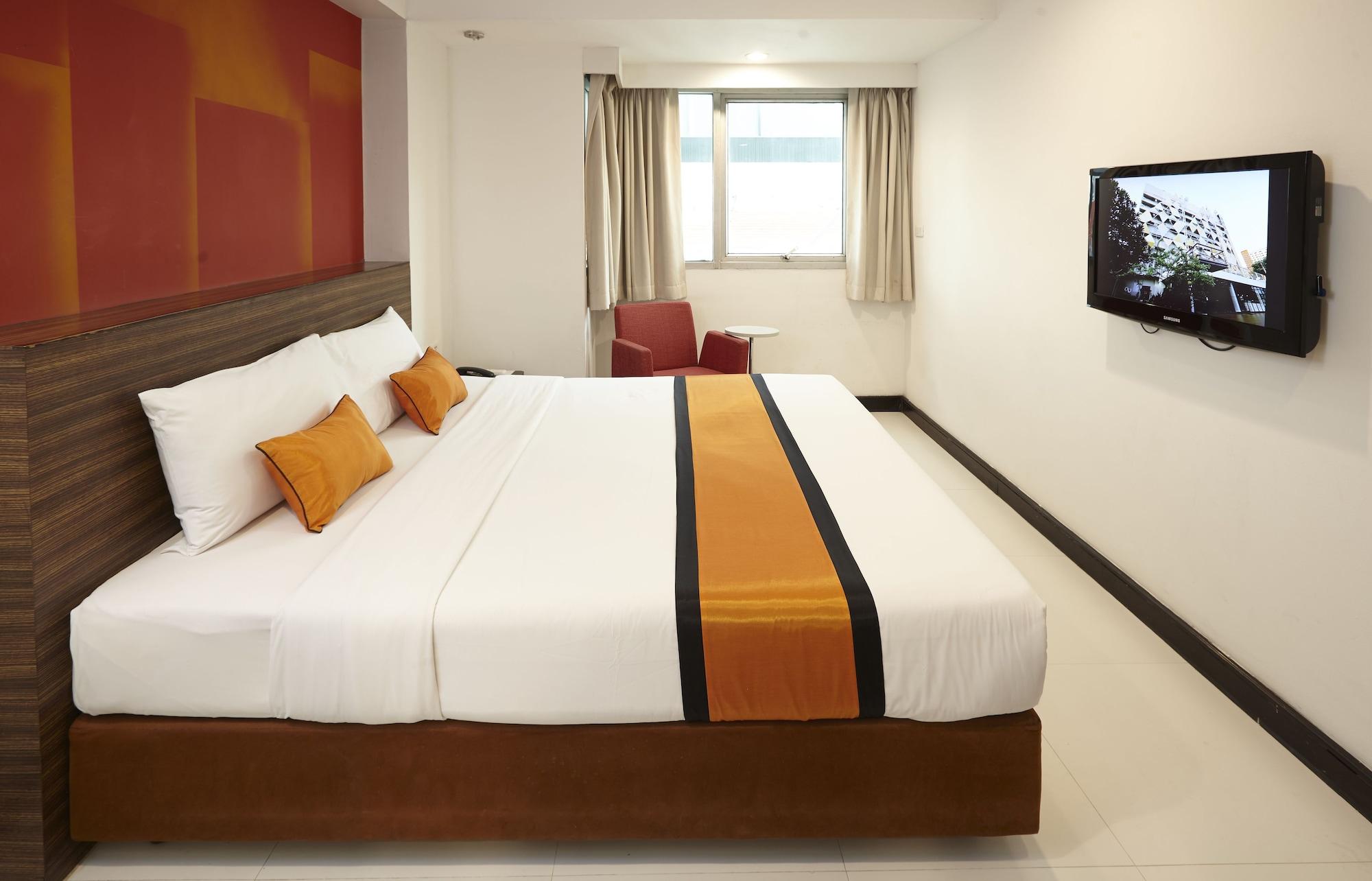 Anya Nana At Sukhumvit Bangkok Hotel Екстериор снимка