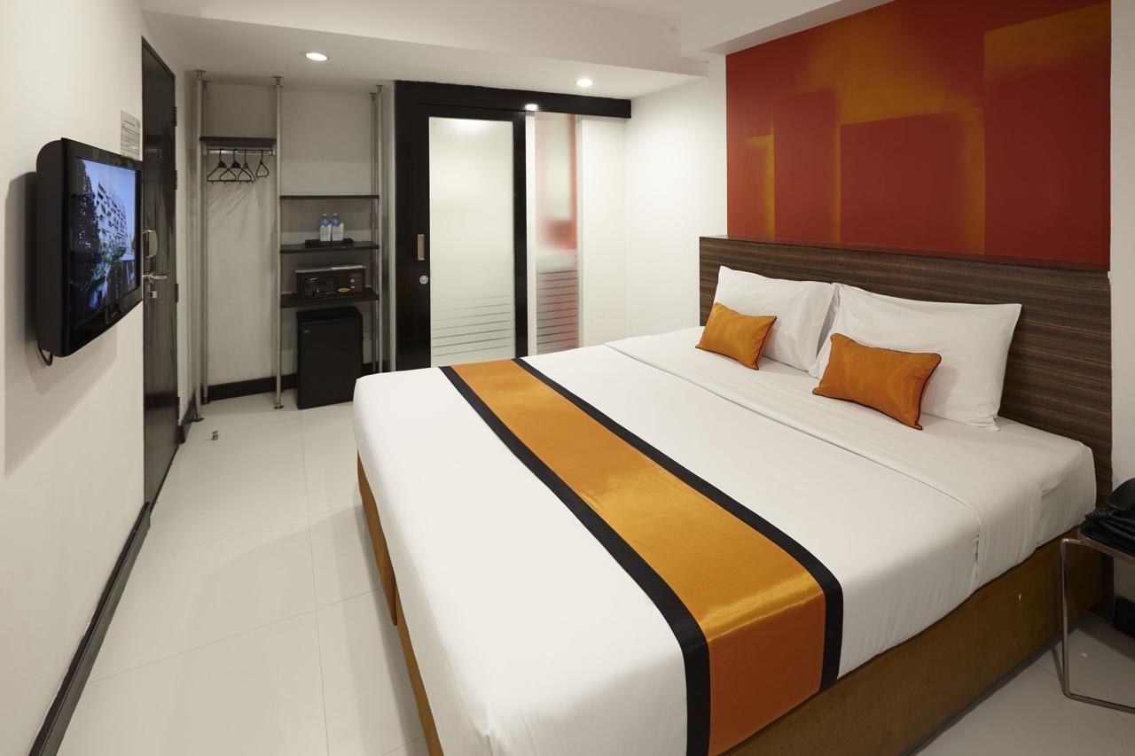 Anya Nana At Sukhumvit Bangkok Hotel Екстериор снимка