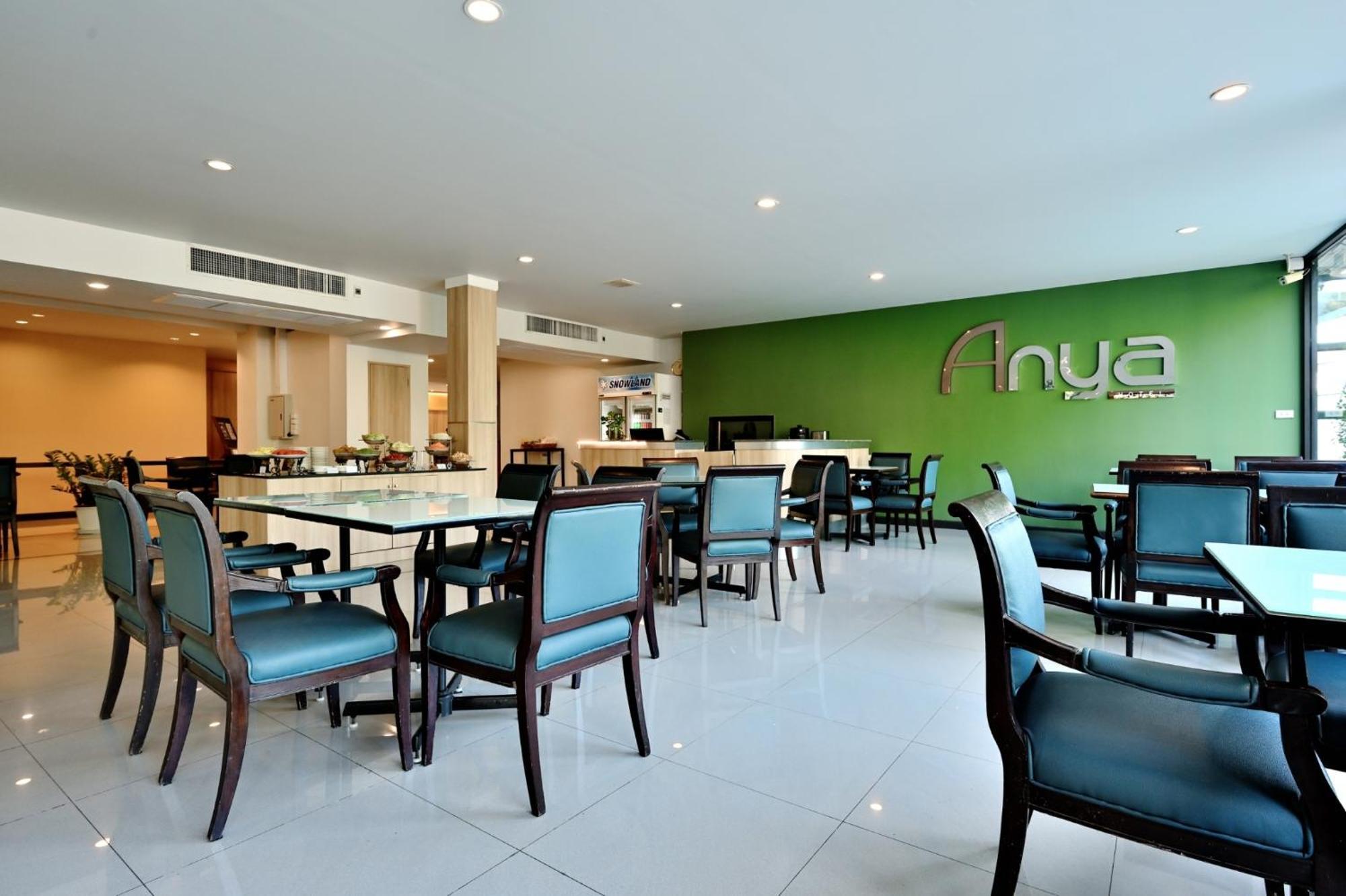 Anya Nana At Sukhumvit Bangkok Hotel Екстериор снимка
