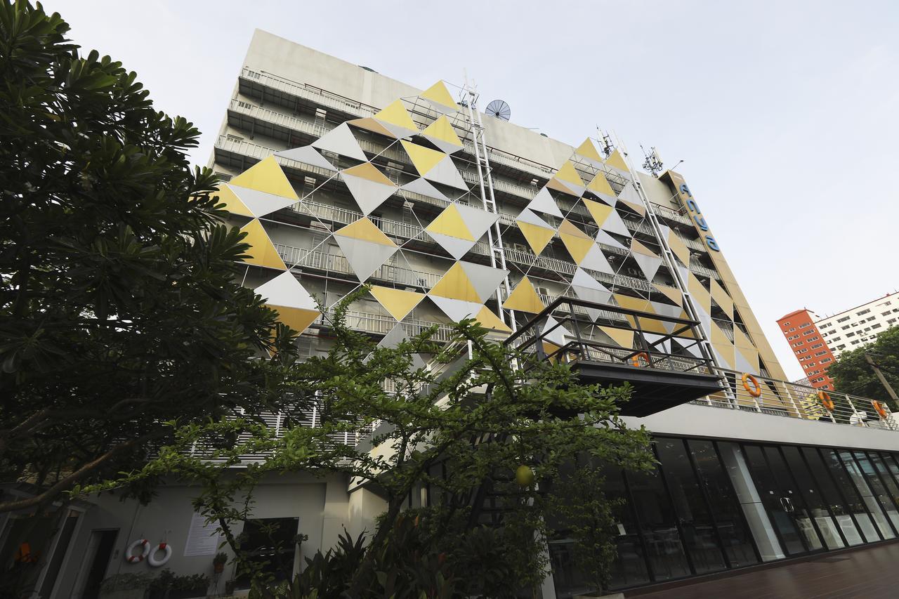 Anya Nana At Sukhumvit Bangkok Hotel Екстериор снимка